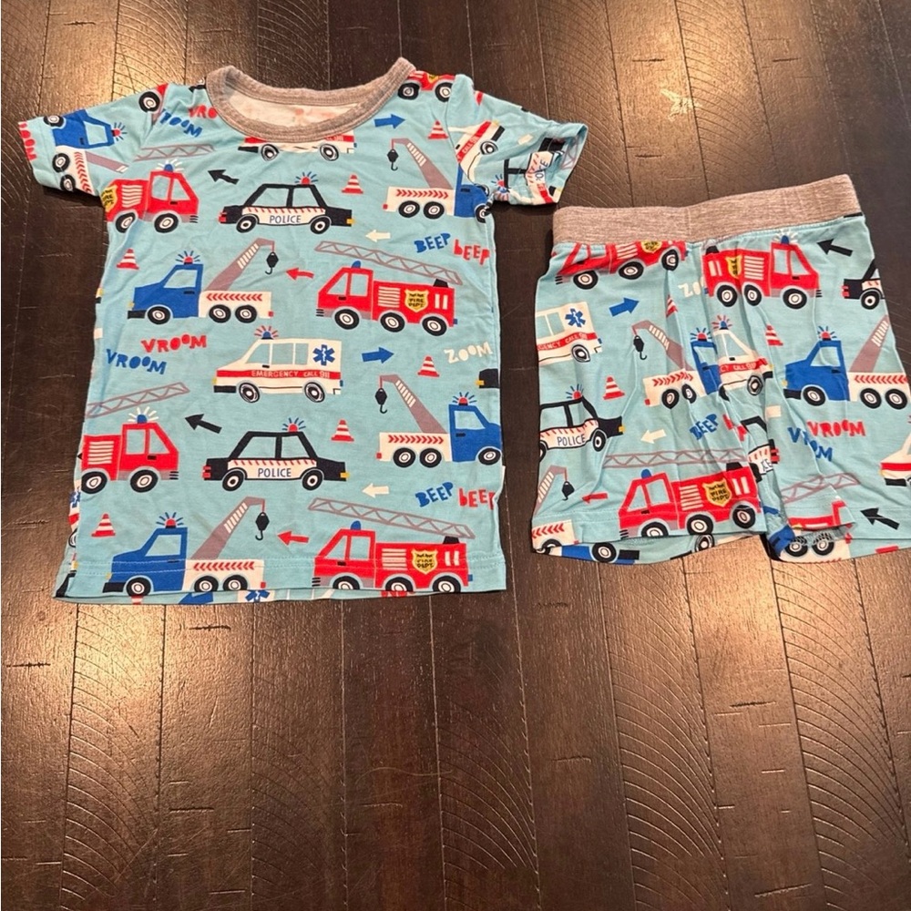 Little Sleepies To The Rescue Size 12-18 months SS PJ set